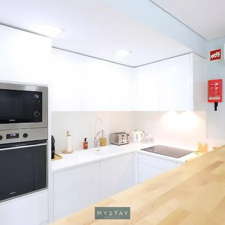 Puzzle Tao, By Mystay Apartman *